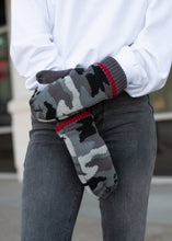 Load image into Gallery viewer, Fleece Lined Mittens
